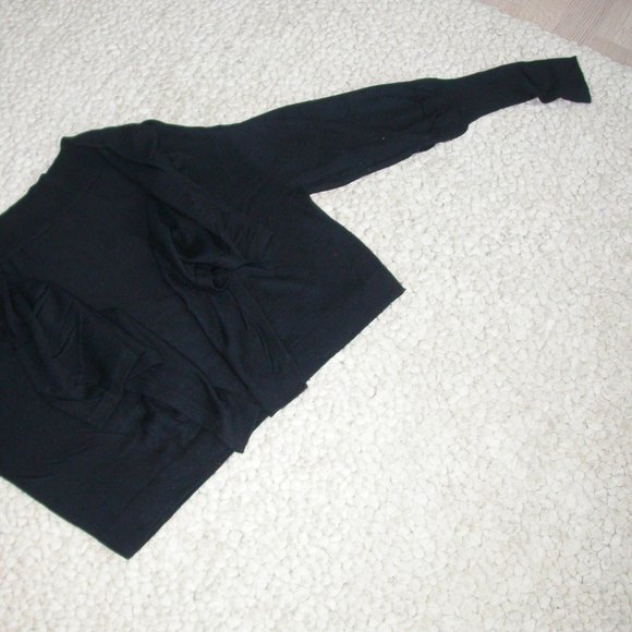 Black Soft Draped Cropped Sweater - Picture 6 of 9